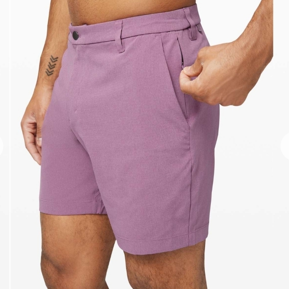 Lululemon Commission Short 7" Light Amethyst Velvet Sz 33